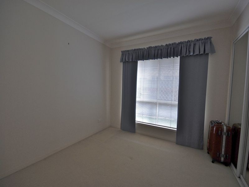 4 Randwick Court, Varsity Lakes QLD 4227