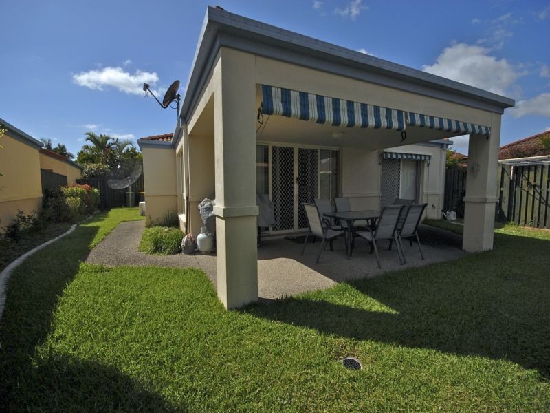 4 Randwick Court, Varsity Lakes QLD 4227