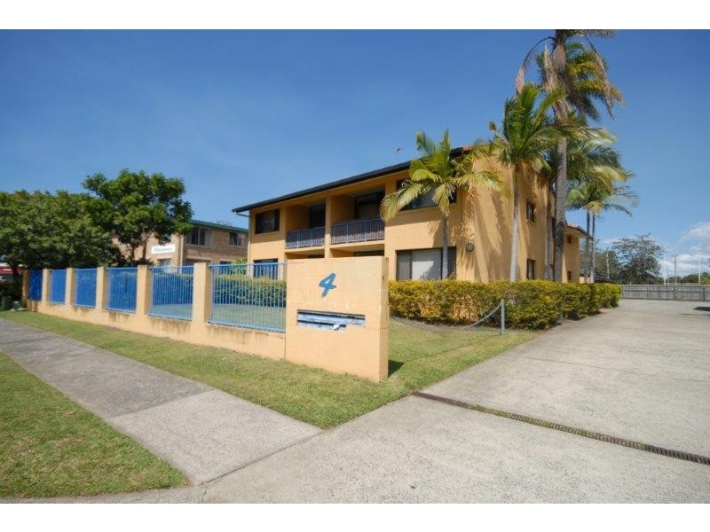 5/4 Oceanic Drive, Mermaid Waters QLD 4218