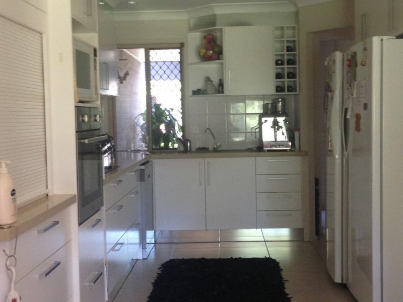 2/3 Bronberg Court, Southport QLD 4215