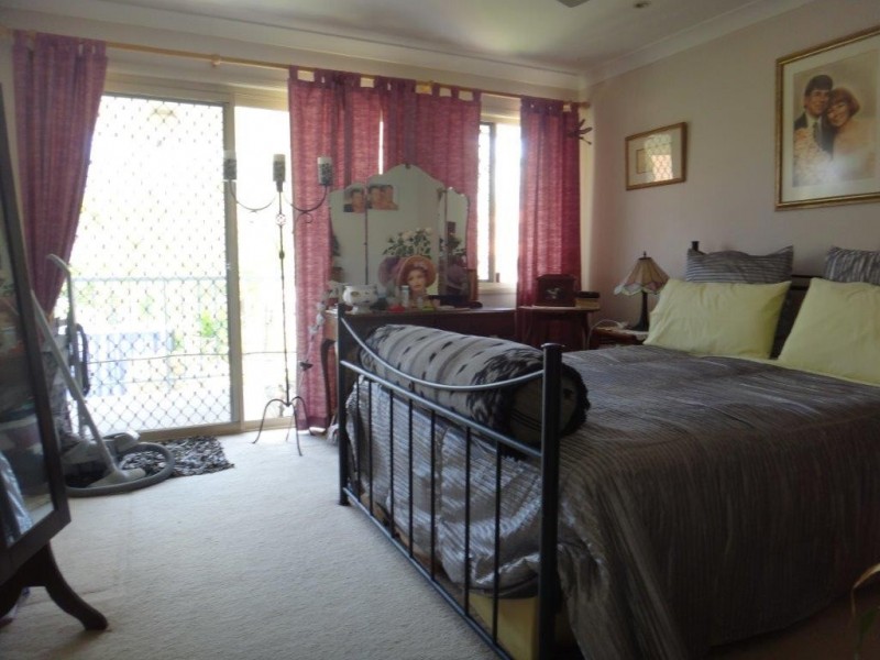 2/3 Bronberg Court, Southport QLD 4215