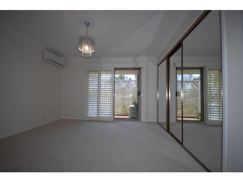 4 Beauty Point Drive, Robina QLD 4226