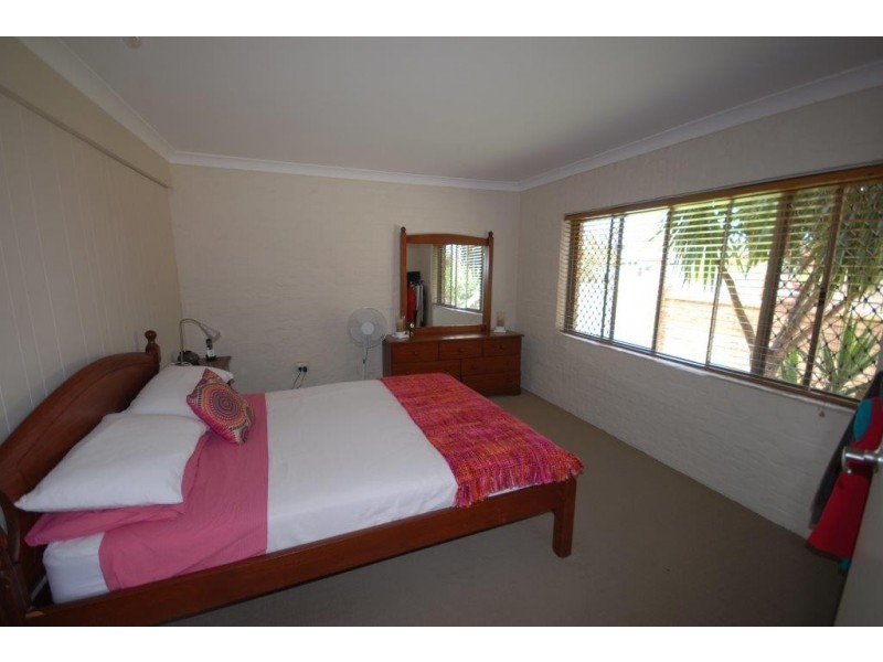 3 Razorbill Street, Burleigh Waters QLD 4220