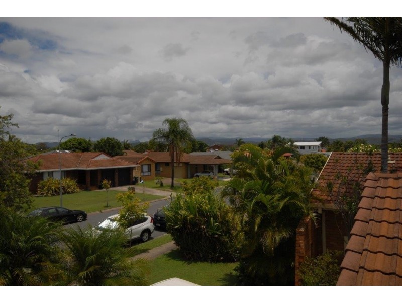 3 Razorbill Street, Burleigh Waters QLD 4220