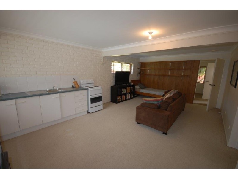 3 Razorbill Street, Burleigh Waters QLD 4220