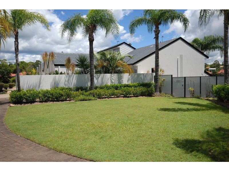 5/15 Dandenong Terrace, Robina QLD 4226