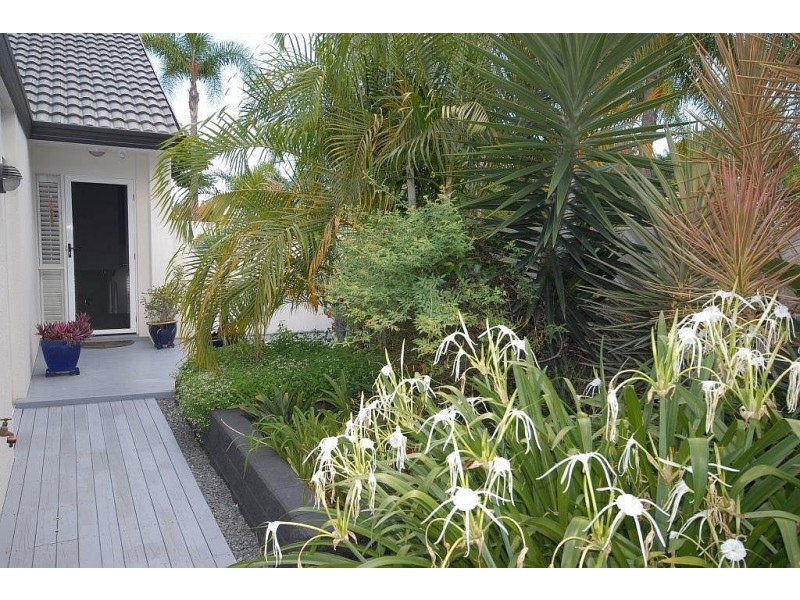 5/15 Dandenong Terrace, Robina QLD 4226