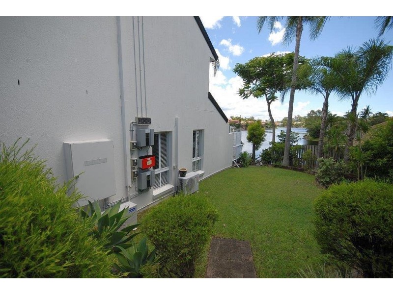 5/15 Dandenong Terrace, Robina QLD 4226