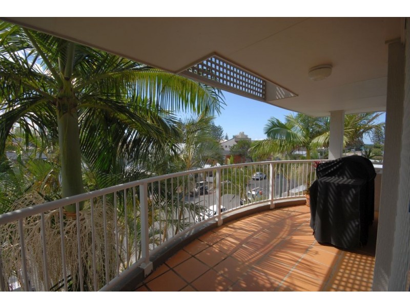 17/32 William Street, Mermaid Beach QLD 4218