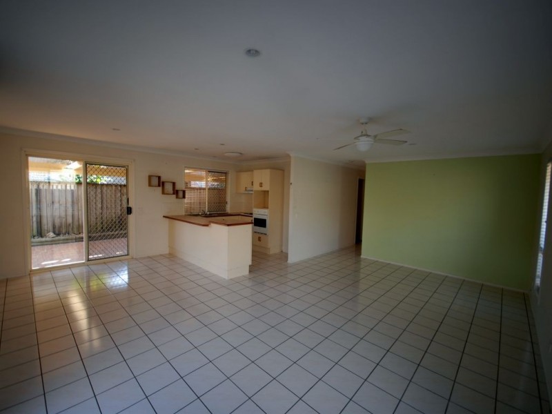 248 Christine Avenue, Burleigh Waters QLD 4220