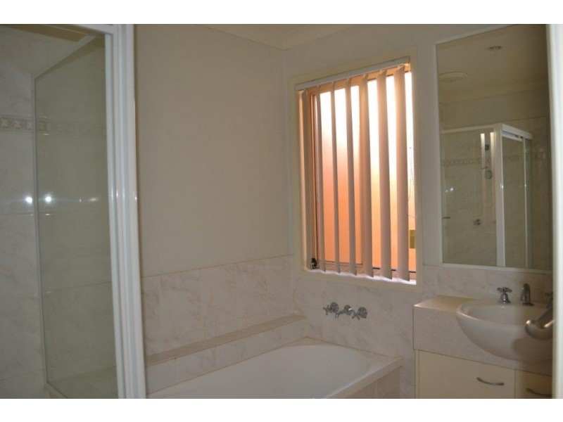 11 Alderney Court, Varsity Lakes QLD 4227