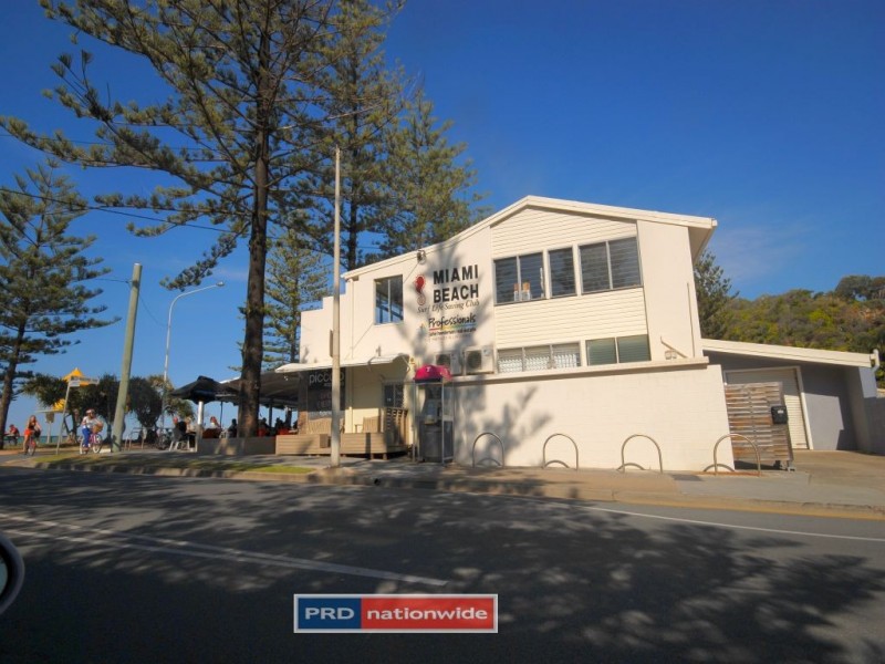 3/3 Redondo Avenue, Miami QLD 4220