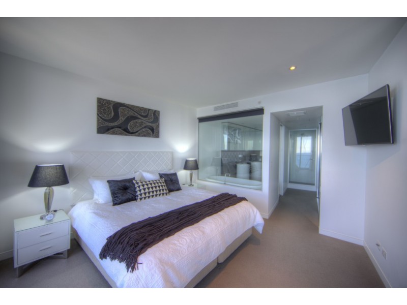 Broadbeach QLD 4218
