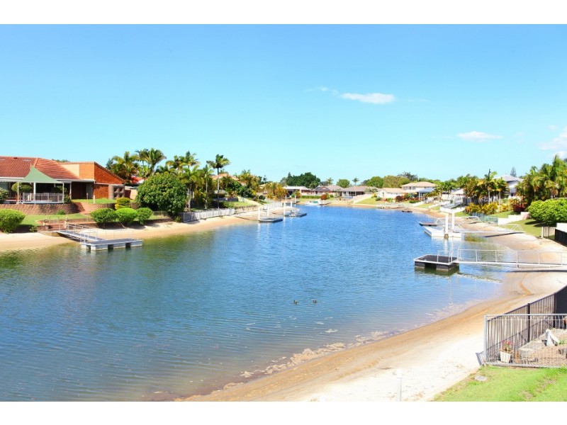 21 Allandale Entrance, Mermaid Waters QLD 4218