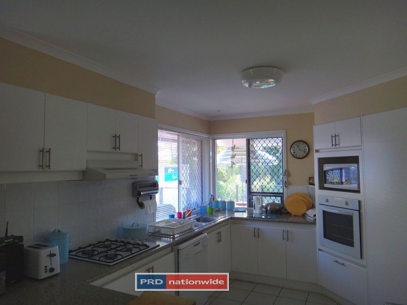 32 Emerton Crescent, Robina QLD 4226