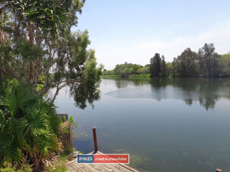 32 Emerton Crescent, Robina QLD 4226