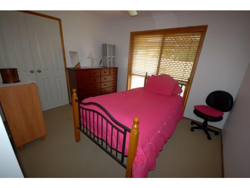 6 Federal Place, Robina QLD 4226