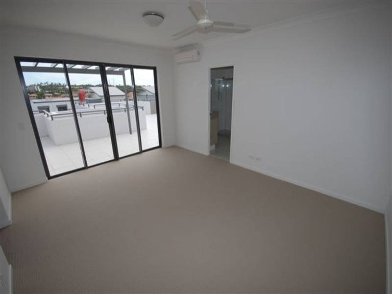 53/2 Acacia Court, Robina QLD 4226