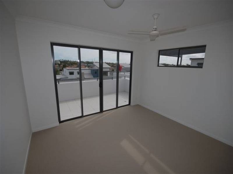 53/2 Acacia Court, Robina QLD 4226