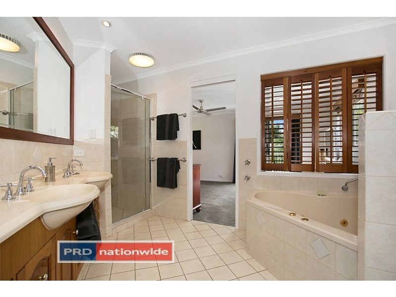 22 Tibouchina Court, Helensvale QLD 4212
