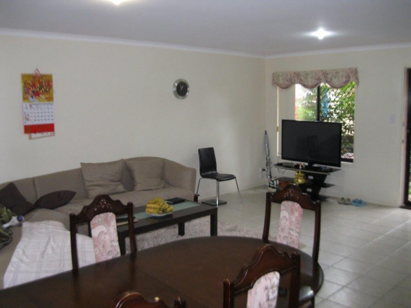 9/39 Pine Valley Drive, Robina QLD 4226