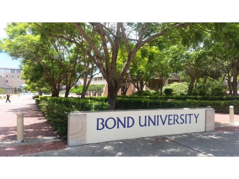 9/39 Pine Valley Drive, Robina QLD 4226