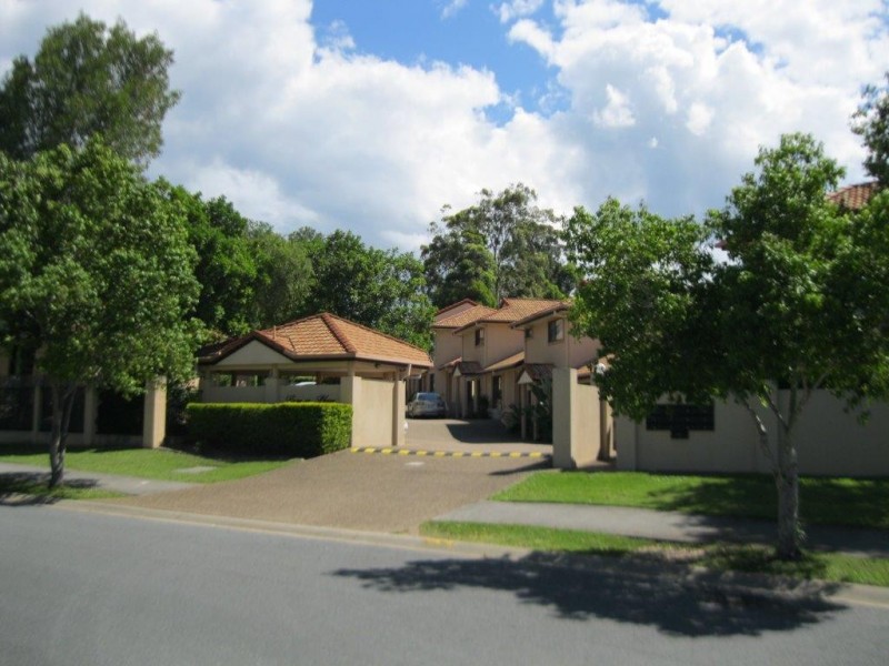 9/39 Pine Valley Drive, Robina QLD 4226