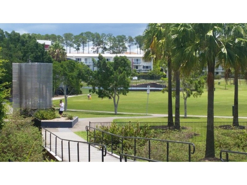 9/39 Pine Valley Drive, Robina QLD 4226