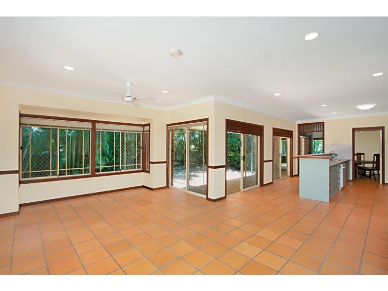 20 Collingwood Avenue, Robina QLD 4226