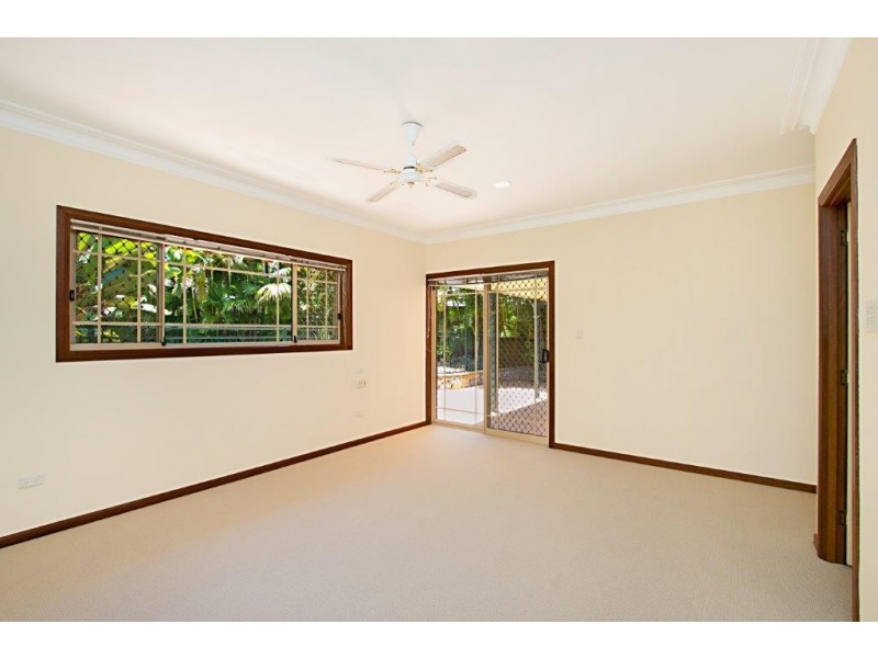 20 Collingwood Avenue, Robina QLD 4226