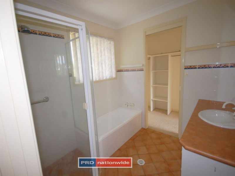 1/1-2 Cox Drive, Tweed Heads South NSW 2486