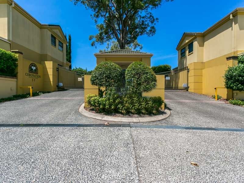 13/37 Paradise Springs Ave, Robina QLD 4226