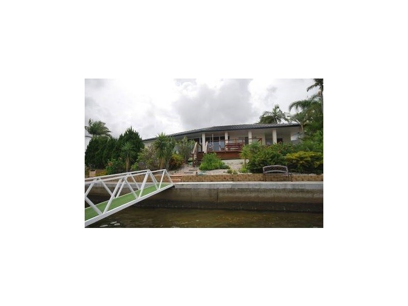 45 Portobello Drive, Mermaid Waters QLD 4218