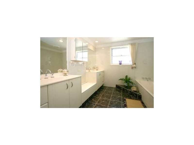 45 Portobello Drive, Mermaid Waters QLD 4218