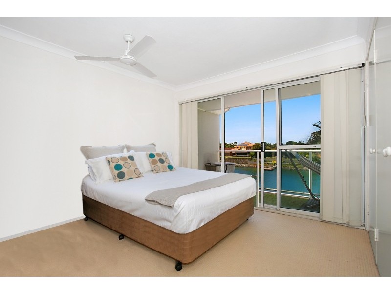 97/300 Cottesloe Drive, Mermaid Waters QLD 4218