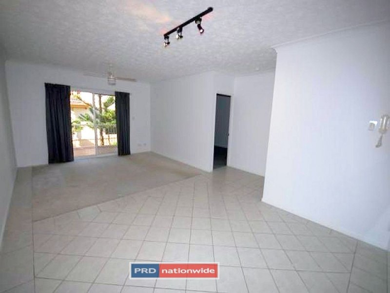 6/27 Seagull Ave, Mermaid Beach QLD 4218