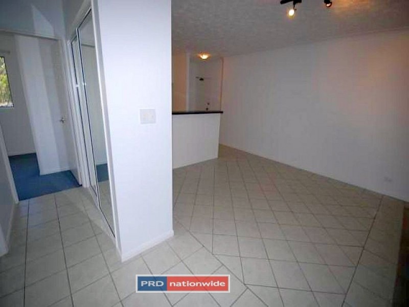 6/27 Seagull Ave, Mermaid Beach QLD 4218