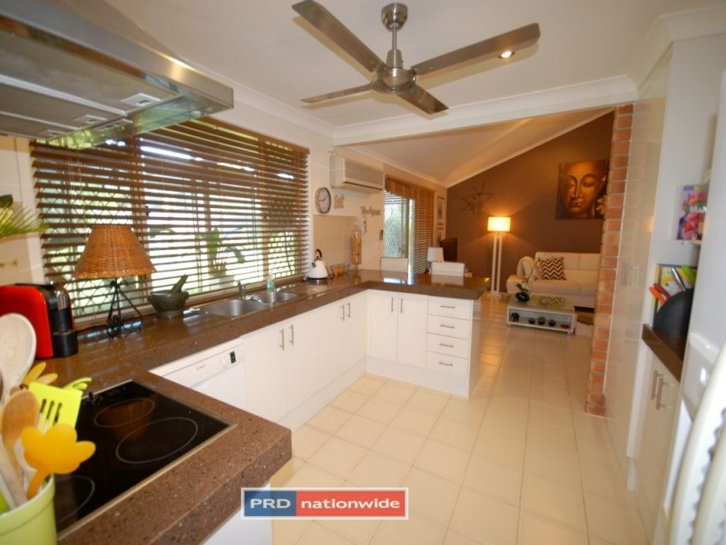 129 Newport Drive, Robina QLD 4226