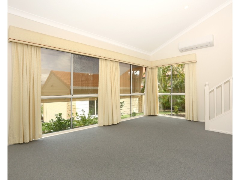 11 Kilburn Street, Robina QLD 4226