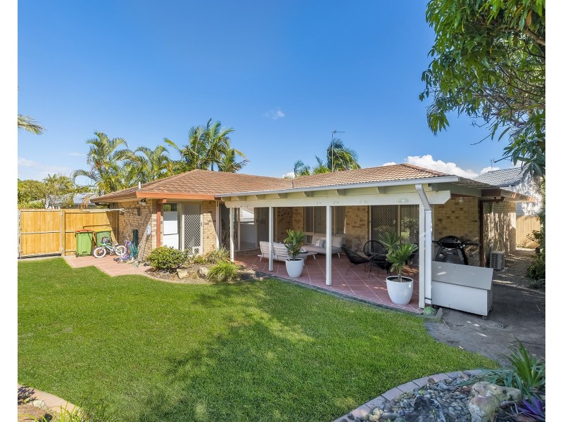 1 Dandenong Terrace, Robina QLD 4226