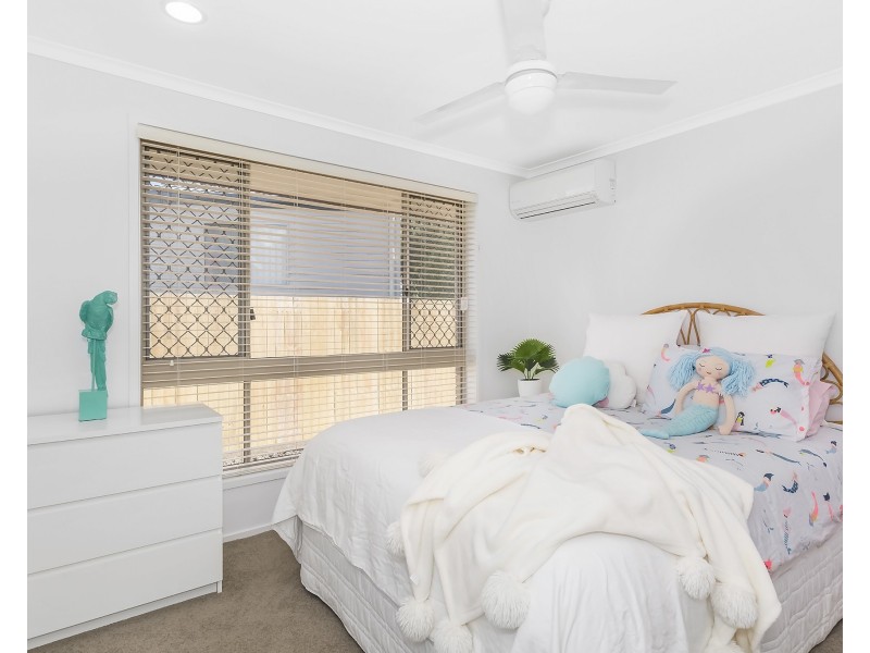 1 Dandenong Terrace, Robina QLD 4226