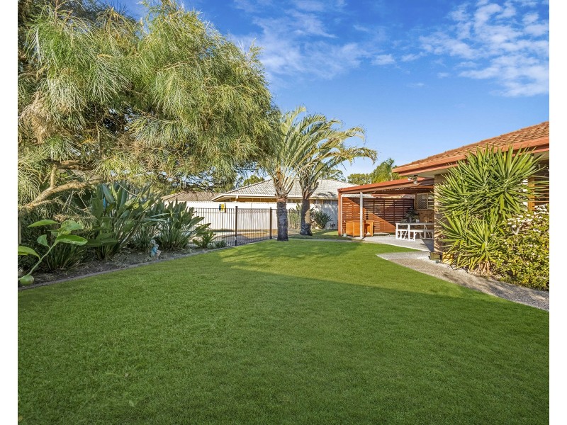 7 Ripponlea Street, Robina QLD 4226