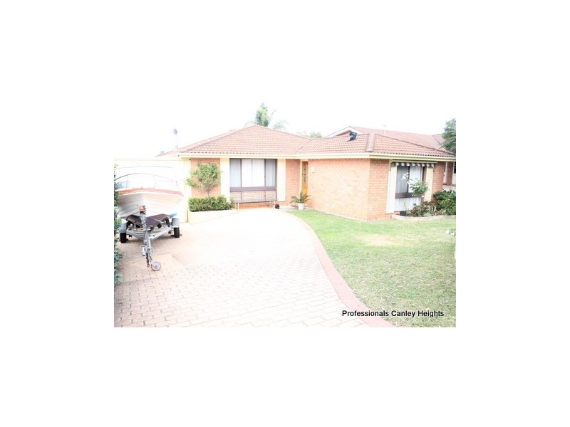 22 Tuncurry Street, Bossley Park NSW 2176