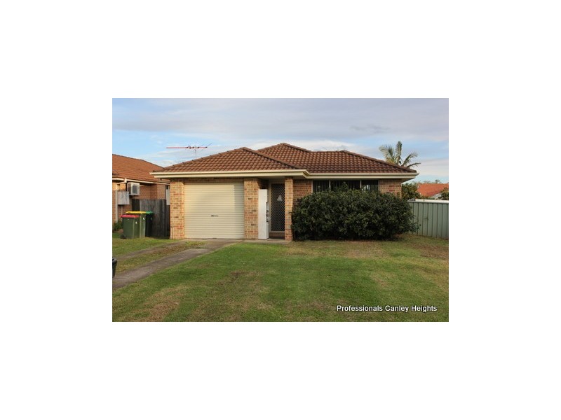 21 Osprey Avenue, Green Valley NSW 2168