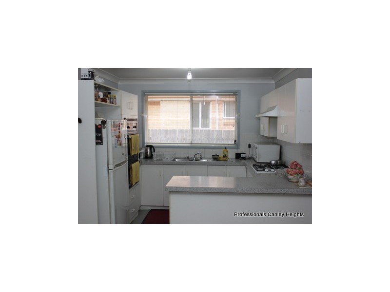 21 Osprey Avenue, Green Valley NSW 2168