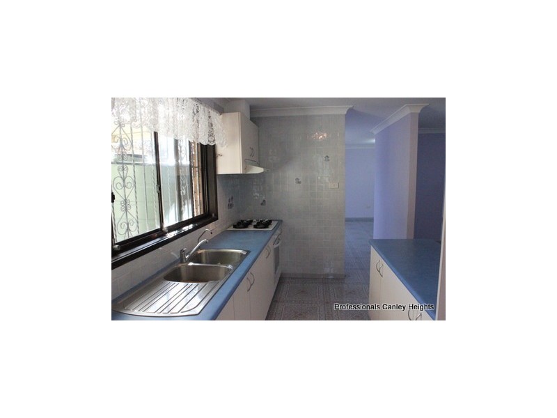 11 Fagan Place, Bonnyrigg NSW 2177