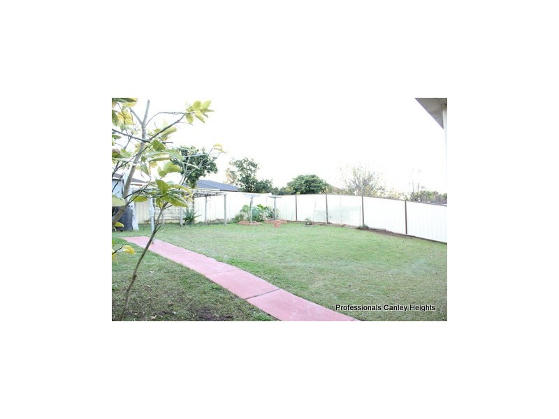 11 Fagan Place, Bonnyrigg NSW 2177