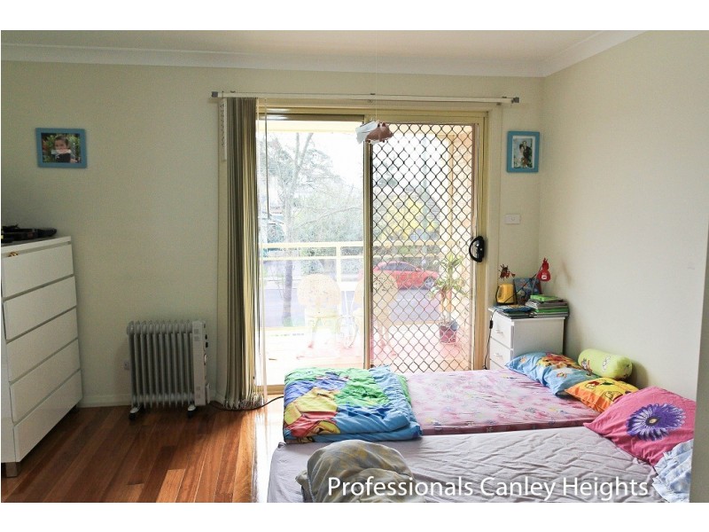 6A Foxlow Street, Canley Heights NSW 2166