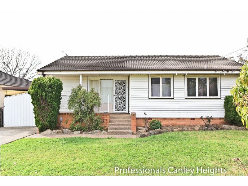 25 Stevenage Rd, Canley Heights NSW 2166