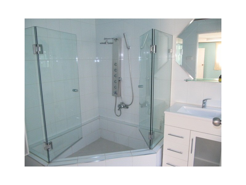 Canley Heights NSW 2166